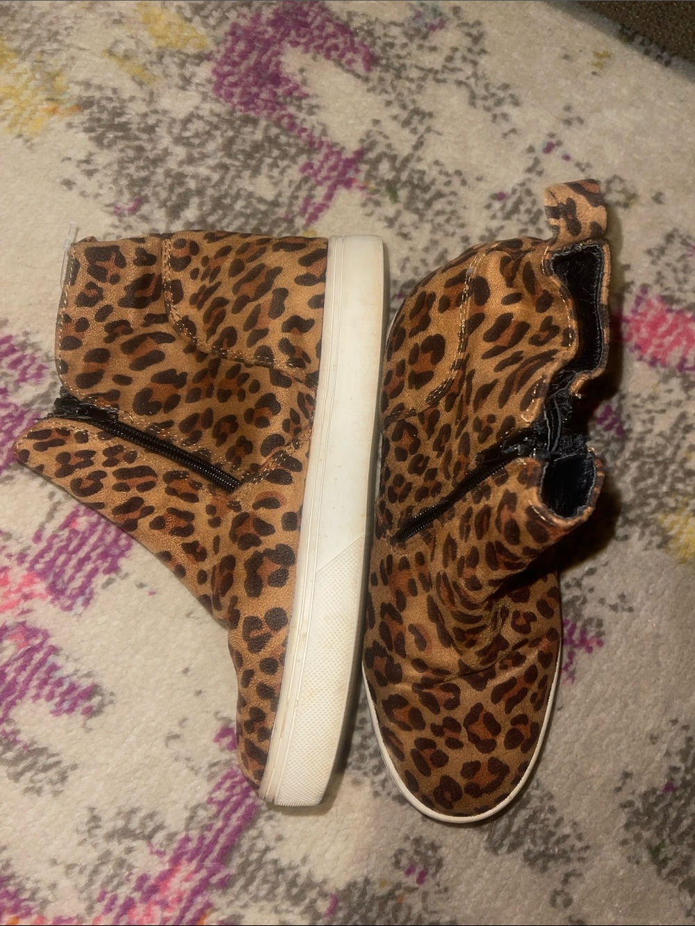 Leopard-Print High-Top Sneakers - corky